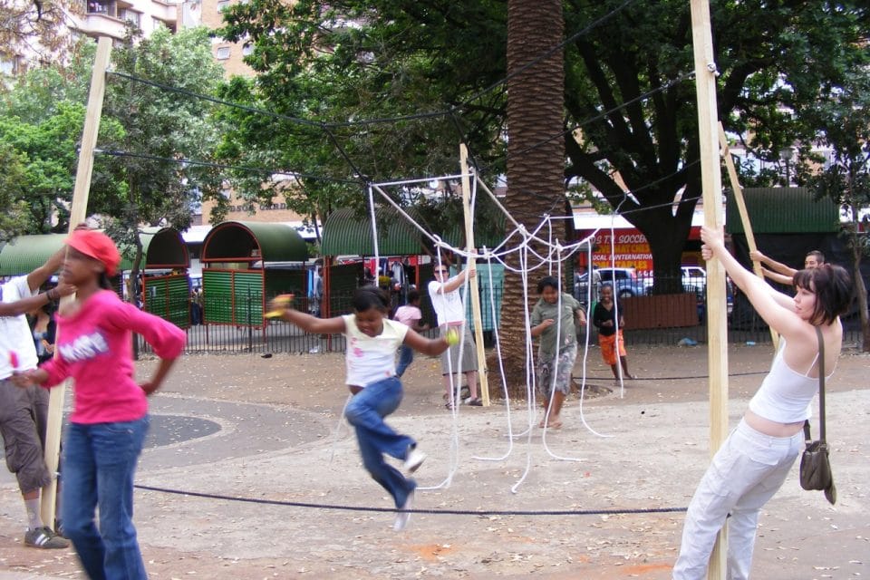 performance 2 (passage), jump