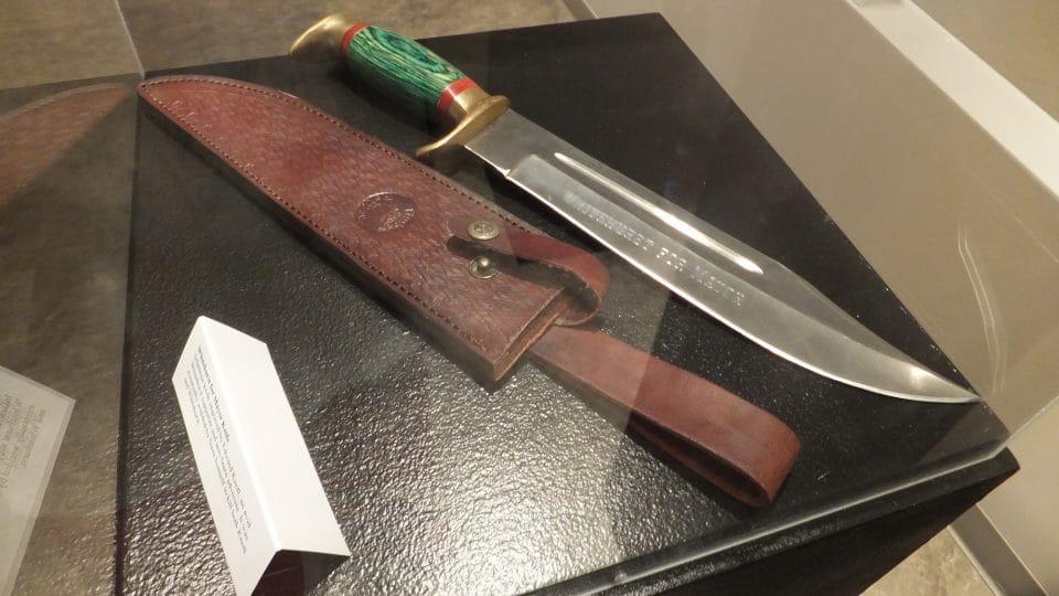 the-weapon_7814838752_o